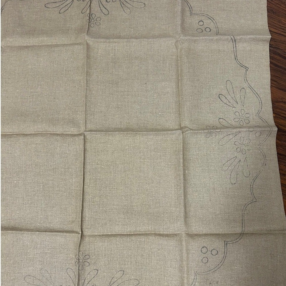 Vintage Stamped Embroidery Belfast Linen Fabric 36" Tan Floral Scalloped